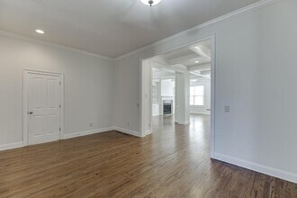 6925 Fellowship Ln in Flowery Branch, GA - Building Photo - Building Photo