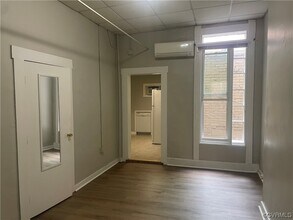 102 N Lombardy St, Unit 1 in Richmond, VA - Building Photo - Building Photo