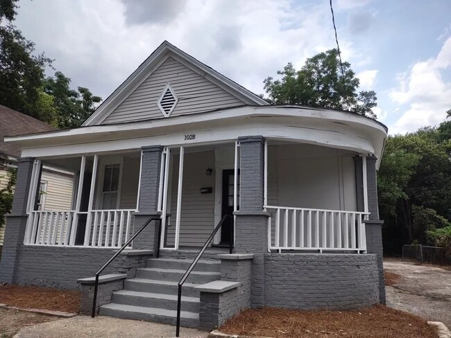 property at 1028 31st St