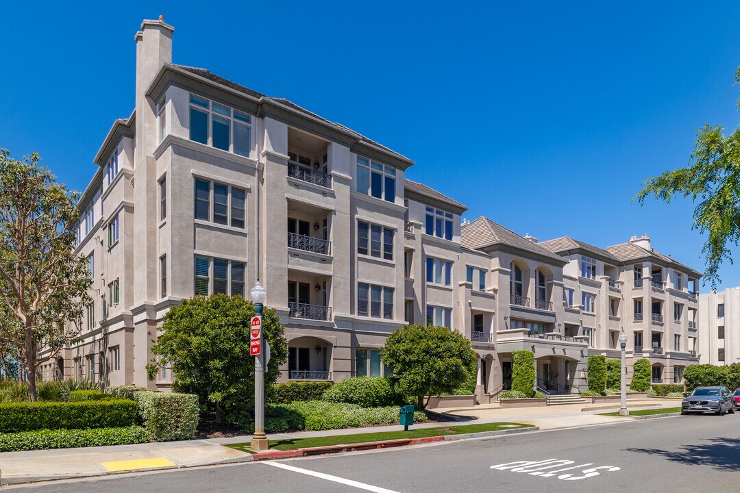 Chatelaine in Playa Vista, CA - Building Photo