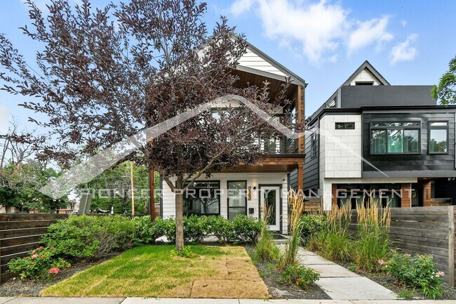 property at 3552 Lipan St