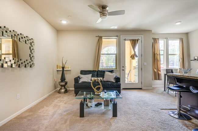 140 Ivy Ave in Patterson, CA - Building Photo - Building Photo