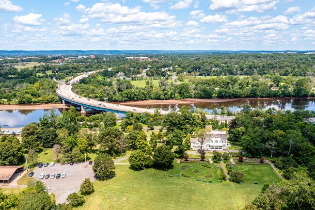 Apartments for rent in Franklin Township, NJ