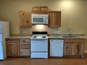 16219 Oxbow Trl, Unit Apartment in Buda, TX - Building Photo - Building Photo