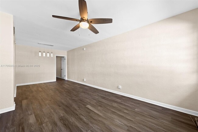 1315 N 19th Ave in Hollywood, FL - Building Photo - Building Photo