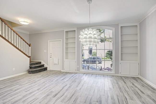 property at 7527 Del Monte Dr