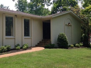 6417 Fischer Ct in Brentwood, TN - Building Photo - Building Photo