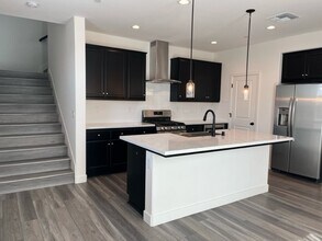 4436 Sierra Pine Way in Rocklin, CA - Building Photo - Building Photo