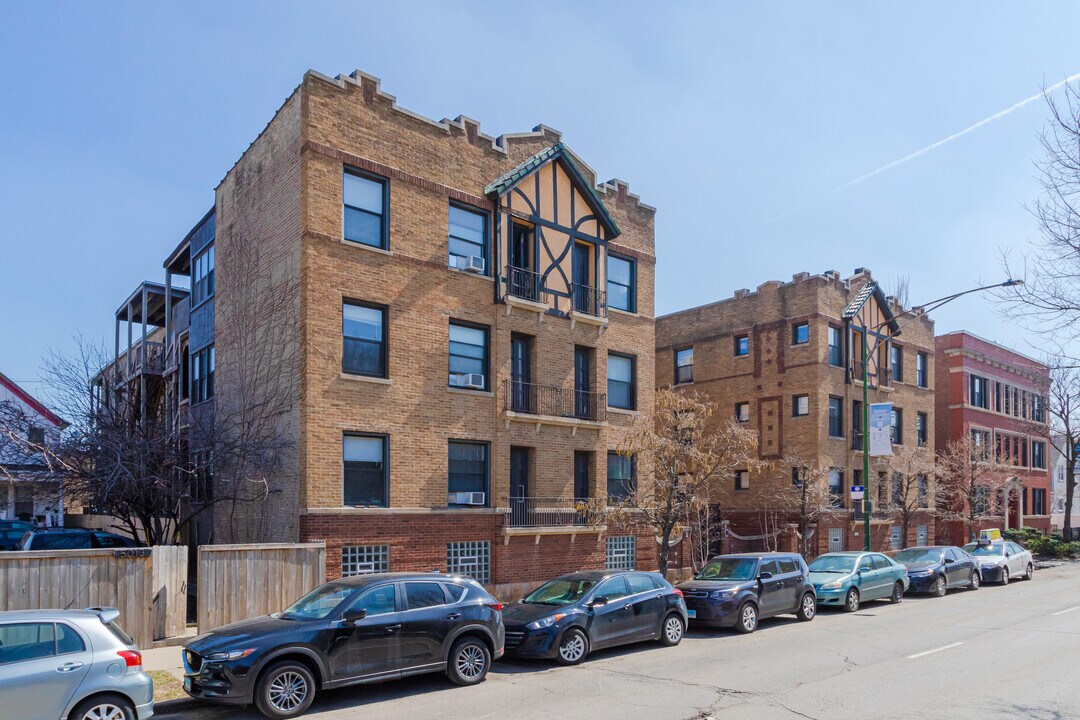 5001-5009 N Ashland Ave in Chicago, IL - Foto de edificio