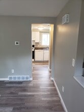 4054 Mt Royal Blvd in Allison Park, PA - Building Photo - Building Photo