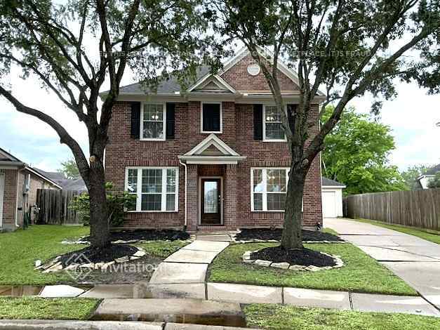 property at 4522 Lake Halbert Ln