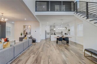 2014 Cambridge Ave in College Park, GA - Building Photo - Building Photo