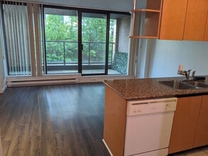 1189 Howe St in Vancouver, BC - Building Photo - Building Photo