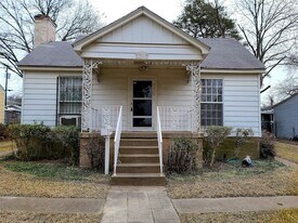 3515 Fairview Ave in Dallas, TX - Building Photo