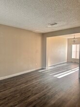 4104 Oakberry Dr in Orlando, FL - Building Photo - Building Photo