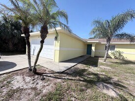 Recently Remodeled, Unit 4829 28th St SW in Lehigh Acres, FL - Building Photo