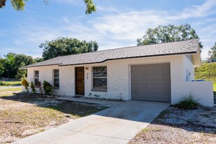 434 W 17th St in Apopka, FL - Building Photo