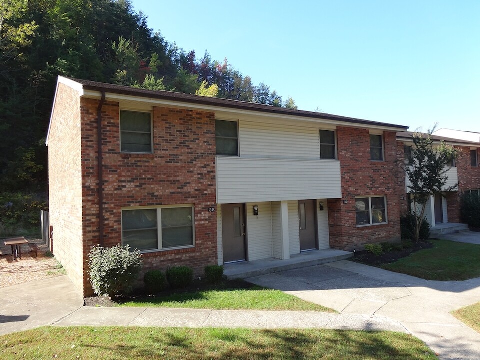 Pine Ridge Apartments in Morehead, KY - Foto de edificio