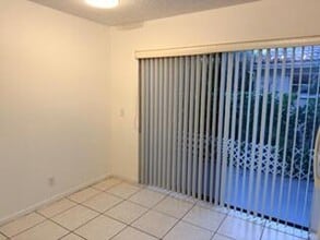 7473 Champagne Pl in Boca Raton, FL - Foto de edificio - Building Photo