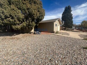 1319 Potter Dr in Colorado Springs, CO - Building Photo - Building Photo
