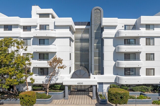 4800 Sepulveda Blvd. in Culver City, CA - Building Photo - Building Photo