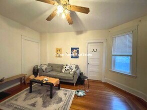 14 Edison Grn, Unit 1 in Boston, MA - Building Photo - Building Photo