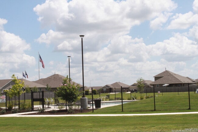 507 Agave Flats Dr in New Braunfels, TX - Building Photo - Building Photo