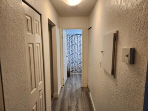 1987 Kaltasin Rd in Sooke, BC - Building Photo - Building Photo