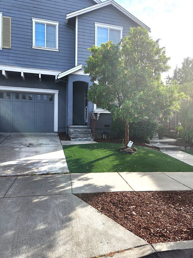 property at 1353 Gordon Ln