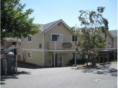 Samish Heights Apartments in Bellingham, WA - Foto de edificio