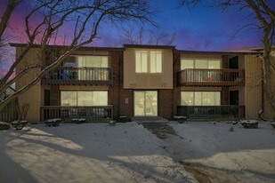 827 194th St in Glenwood, IL - Building Photo