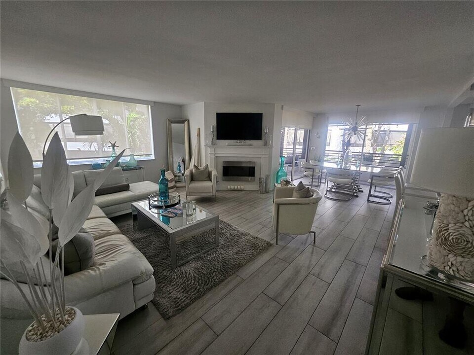 1400 Sheridan St, Unit 10J in Hollywood, FL - Foto de edificio