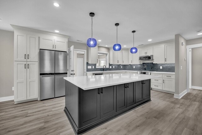 101 N 6th St in Carolina Beach, NC - Building Photo - Building Photo