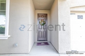 5561 Harcrest Dr in Linda, CA - Building Photo - Building Photo