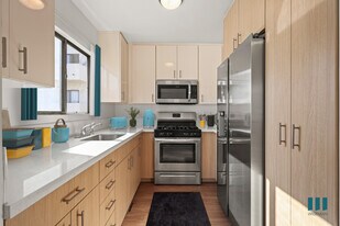 Goshen Eighteen by Wiseman in Los Angeles, CA - Building Photo