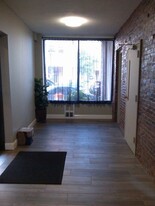 386 Commercial St, Unit 5B in Boston, MA - Foto de edificio - Building Photo