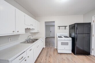 1209 Gage St in Joliet, IL - Building Photo - Building Photo