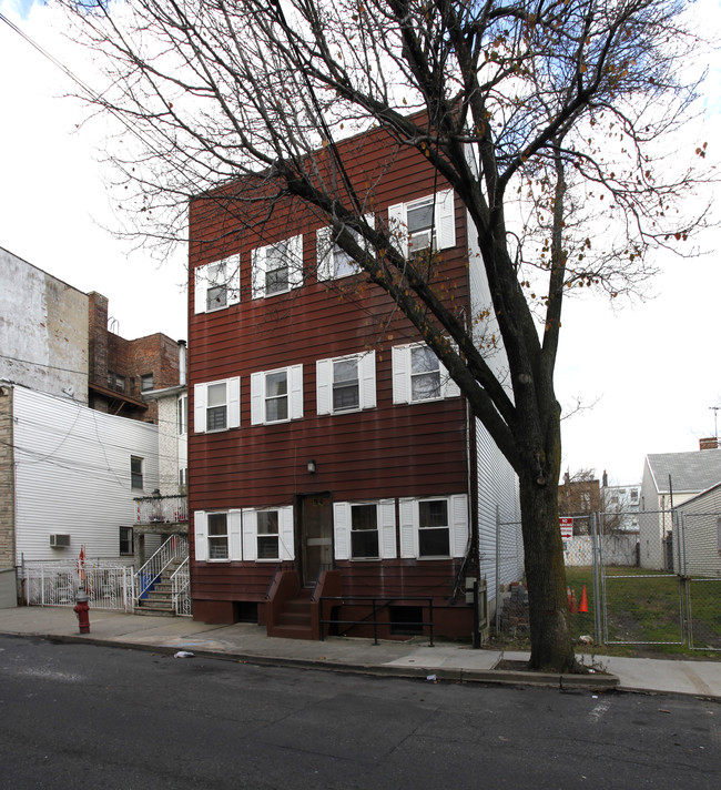 94 Beacon Ave in Jersey City, NJ - Building Photo - Building Photo