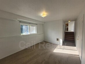 10714 E Augusta Ave in Spokane Valley, WA - Building Photo - Building Photo