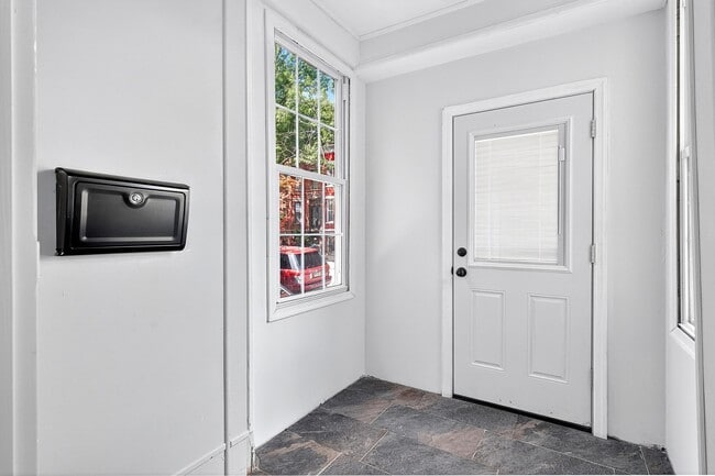 99 Jewett Ave in Jersey City, NJ - Building Photo - Building Photo