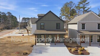 109 Burns Rd in Carrollton, GA - Building Photo