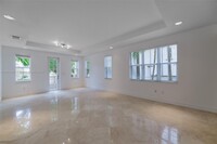 615 Santander Ave in Coral Gables, FL - Building Photo - Building Photo