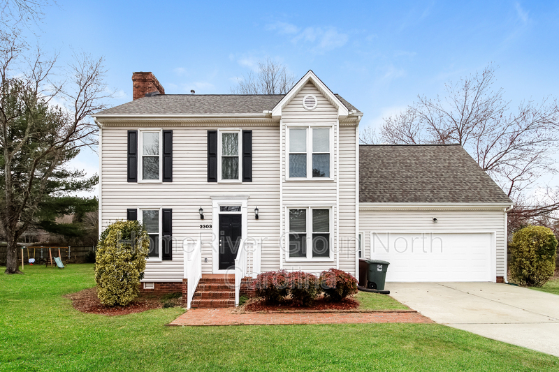 2303 Bayleaf Ct in Greensboro, NC - Building Photo