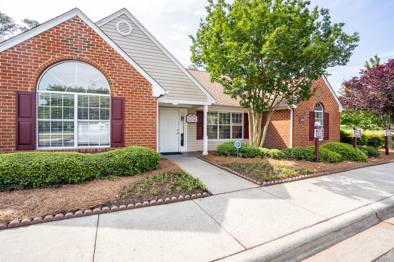 Foxridge Apartments in Durham, NC - Building Photo