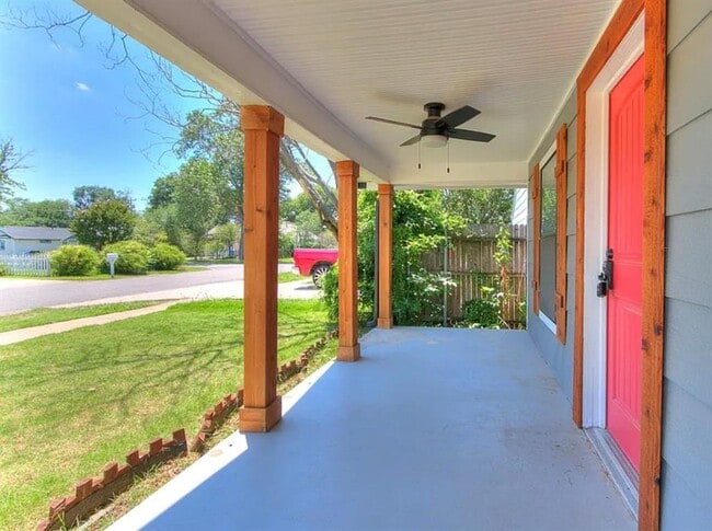 227 W Hayes St in Norman, OK - Building Photo - Building Photo
