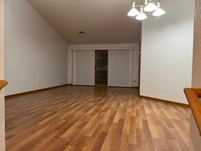 703 E Tin St, Unit 703 in Redwood Falls, MN - Building Photo - Building Photo