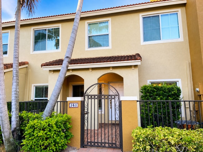 161 Monterey Bay Dr