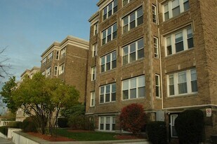 1630 Commonwealth Ave, Unit 24 in Boston, MA - Building Photo