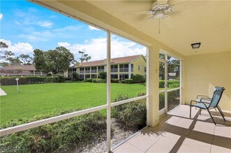 2706 Kings Lake Blvd in Naples, FL - Building Photo - Building Photo