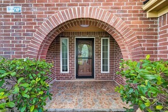 2018 Village Ct Ln in Rosenberg, TX - Building Photo - Building Photo